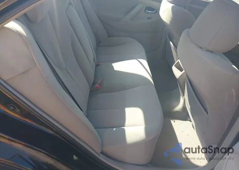 2011 Toyota Camry Le z USA, uszkodzony, nr VIN 4T4BF3EK9BR197833